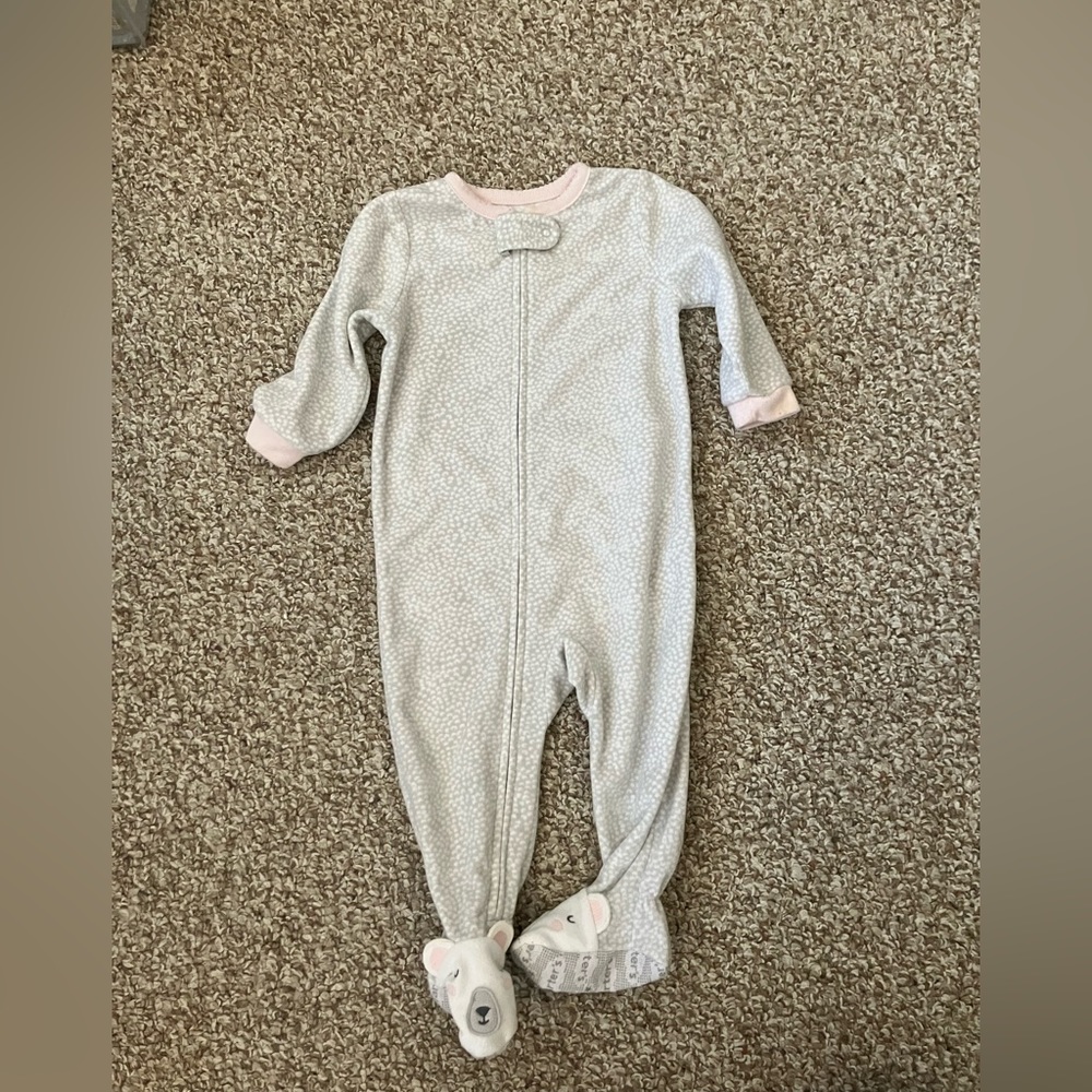 12m Carter’s fleece pjs